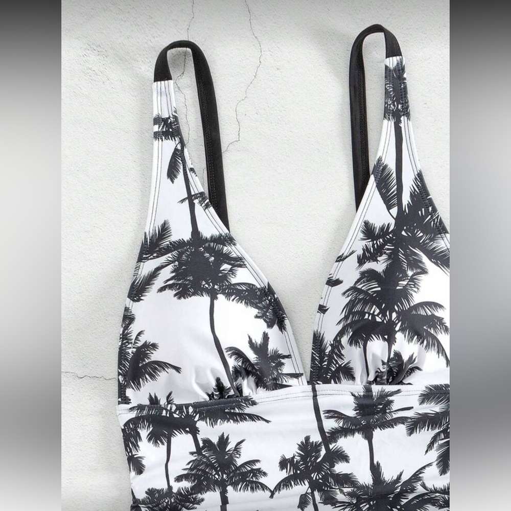 Tankini top swimsuit L new